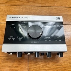 Native Instruments オーディオインターフェースの画像