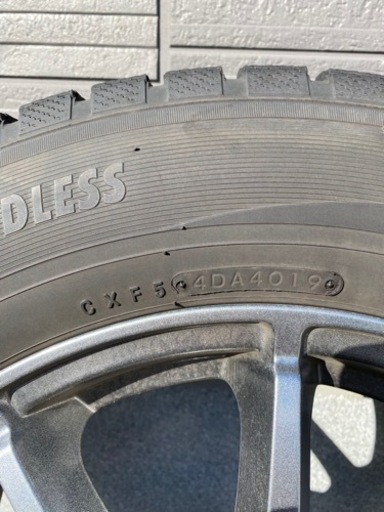 スタッドレスタイヤセット　225/65/R17