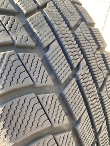スタッドレスタイヤセット　225/65/R17