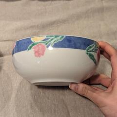 【無料】食器　GIVENCHY 深皿　中の画像