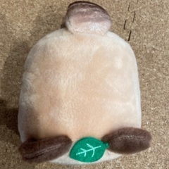 ころころきつねとたぬき　ころたぬき（葉っぱ）の画像