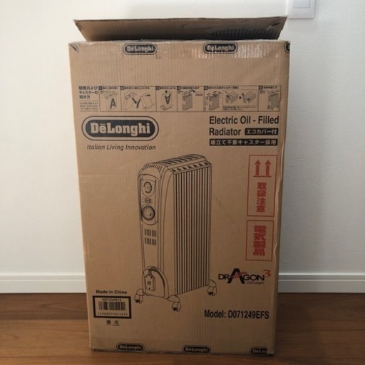 デロンギ　オイルヒーター　DeLonghi D071249EFS