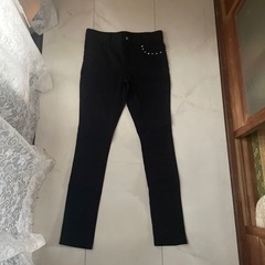お値下げしました。スキニーズボン