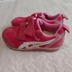 アシックス　女の子のスニーカーをお譲りします。の画像