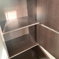 カラーボックス　扉つき　ダークブラウンの画像