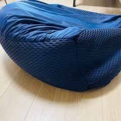 ビーズクッション　ネイビー（カバー洗濯可）の画像