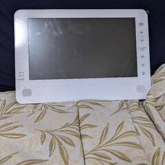 ポータブルテレビ　フルセグ　ワンセグ両方可　DVDプレイヤー　日常防水