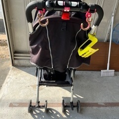 ベビーカー　コンビの画像