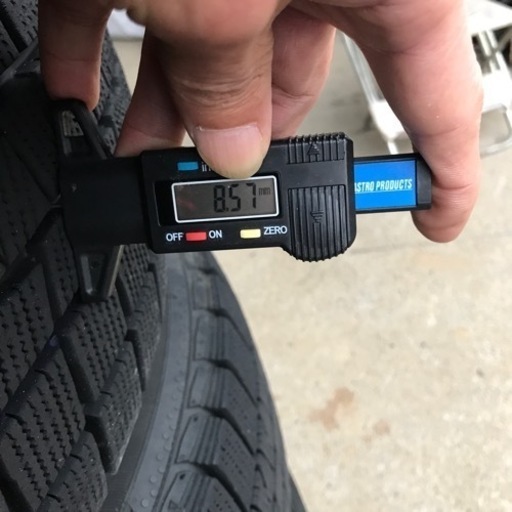 ナンカンスタッドレス　CORSAFA 205/65R15  ホイール付き