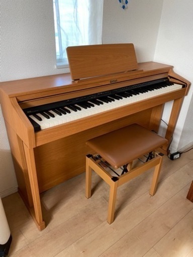 Roland 電子ピアノ　木目調　椅子付き