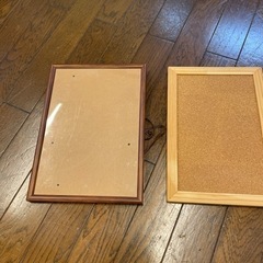フレームとコルクボード