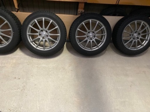 ヴェルファイア スタッドレスタイヤ☆235/50R18