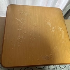 折りたたみテーブル