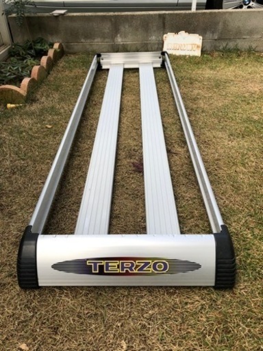 TERZOルーフラック　中古