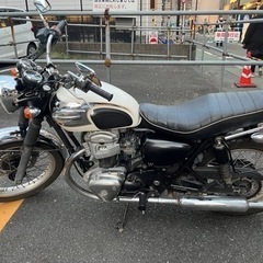 カワサキ w400  カブトのフルフェイス&アイランドのインカム付き