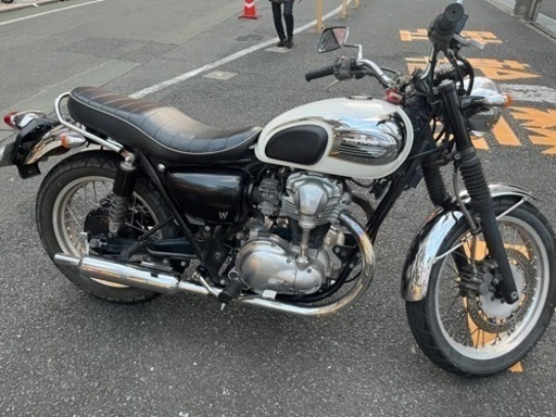 カワサキ w400  カブトのフルフェイス&アイランドのインカム付き
