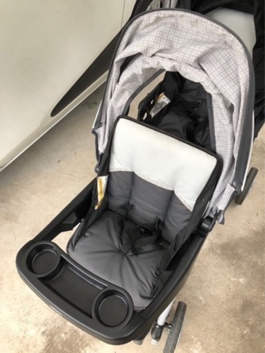 双子用ベビーカー　グレコ デュオグライダー