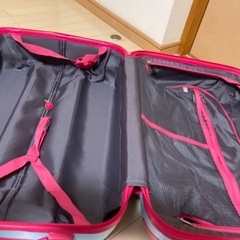 キャリーケースの画像