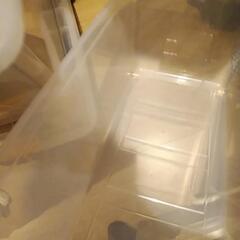 オレンジ押し入れ用衣装ケースの画像