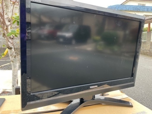 TOSHIBA東芝（REGZA32型）液晶テレビ  TV 2010年製