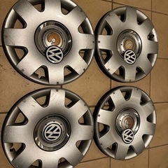 ワーゲンビートル ホイールカバー あげます。