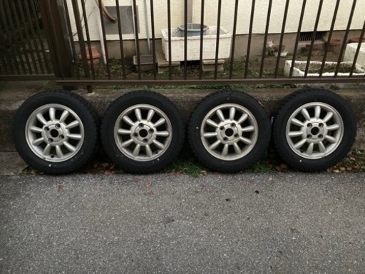ラパン純正ホイール付き　スタッドレスタイヤ　155  65  13インチ
