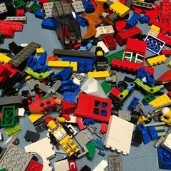 LEGO青いバケツ＋LEGO色々の画像
