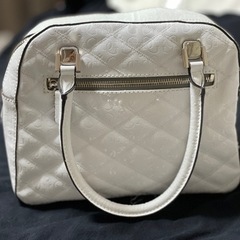 美品　GUESS ハンドバッグの画像