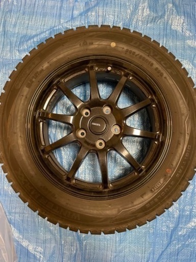 スタッドレスタイヤ　ダンロップ　205/60R16