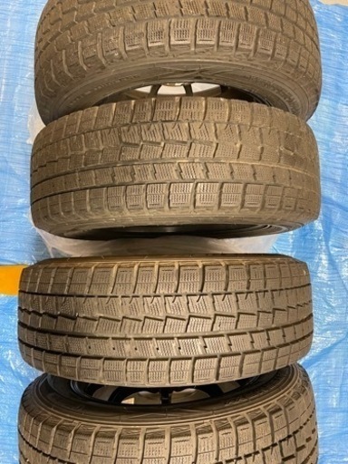 スタッドレスタイヤ　ダンロップ　205/60R16