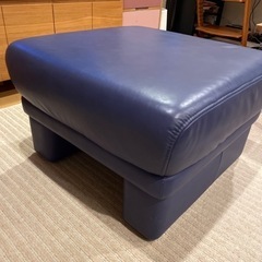 独Himolla製オットマン　牛革レザー　ブルーの画像