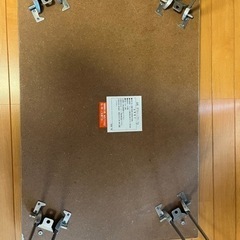 ガラステーブルの画像