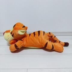 【美品 56%OFF】Disney くまのプーさん ティガー ギガジャンボ 寝そべり ぬいぐるみの画像