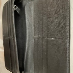 値下げ！カルティエの財布の画像