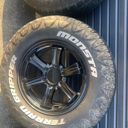 AT   17インチ　　ハイラックスサーフ