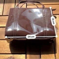 moussy エナメルバッグ
