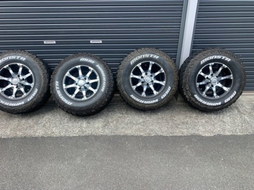 16インチ　　mtタイヤ