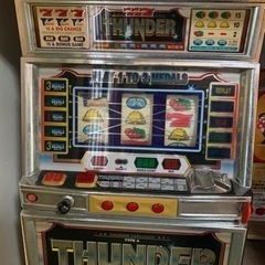 スロット実機　サンダー　THUNDER