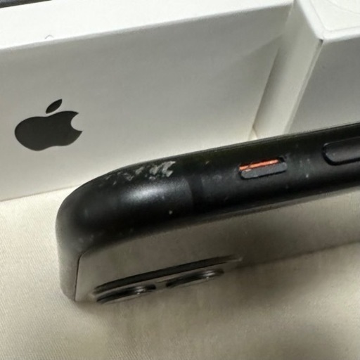【画面割れあり】iPhone 11 ブラック 128 GB SIMフリー