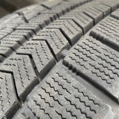 ブリヂストン　VRX スタッドレス4本の画像