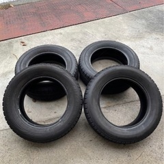 ブリヂストン　VRX スタッドレス4本の画像