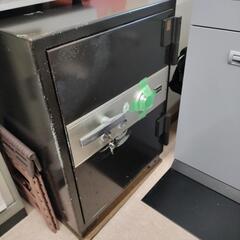 大型金庫