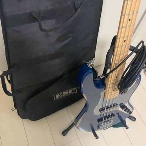 エレキベース　EDWARDS E-AM-150QM