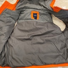 【使用感少】95cm 蛍光オレンジ　中綿ベストの画像