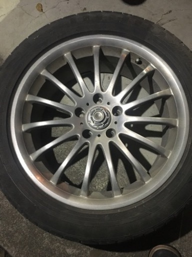 ノーマルホイールタイヤです。　ベルファイヤー、エルグランド