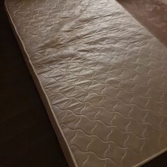 セミダブルサイズマットレスの画像