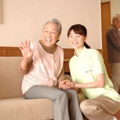 【期間限定募集】★無資格/未経験者大歓迎★ 飲食業界／店長経験者向け♬デイサービスの管理者候補！※ジモティーで審査済みの求人となりますの画像