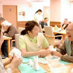 【期間限定募集】★無資格/未経験者大歓迎★ 飲食業界／店長経験者向け♬デイサービスの管理者候補！※ジモティーで審査済みの求人となりますの画像