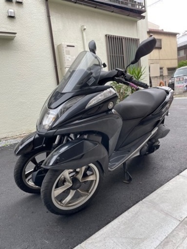 トリシティ　普通免許乗車可　グリップヒーター搭載