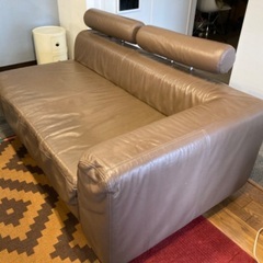 HUKLA（フクラ）本革ソファ、リアルレザーの画像